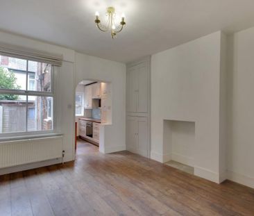 2 bedroom semi-detached house to rent - Photo 3