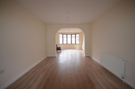 4 bedroom terraced house to rent - Photo 2