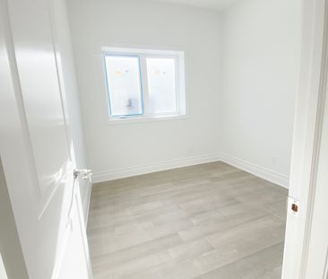 For Lease - 81 Hallam Street Unit# Room L201, Toronto, Ontario - Photo 1