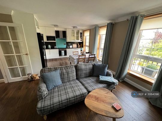 2 bedroom flat to rent - Photo 1