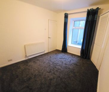 Graig Terrace, SWANSEA - Photo 3