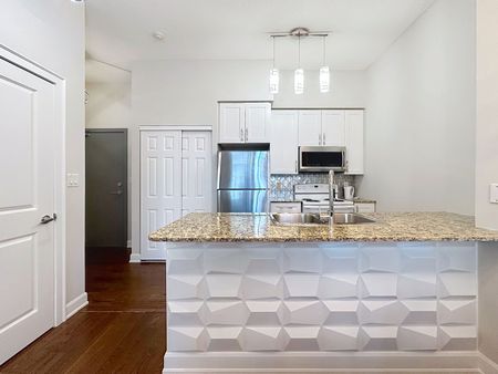 For Lease - 4070 Confederation Parkway Unit# 301, Mississauga, Ontario - Photo 2