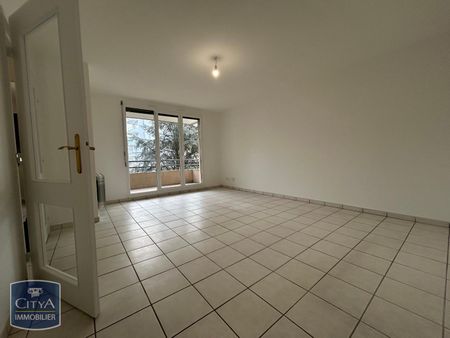 Location Appartement 2 pièces 53m² LYON 8ème - Photo 2