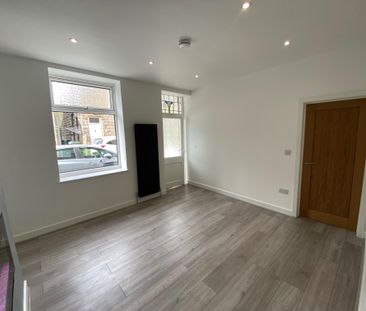 Swaine Hill Crescent, Leeds, Yeadon - Photo 4