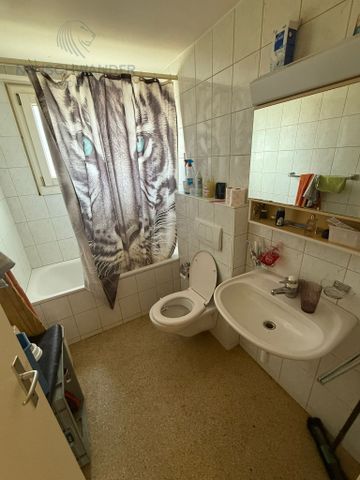 Close to the center and spacious balcony - Photo 5