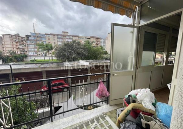 Casa a Palermo in via Giacomo Besio