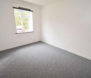 Highfield, SO17 - Photo 4