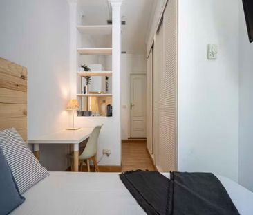 Calle de San Lorenzo, Madrid, Community of Madrid 28004 - Photo 4