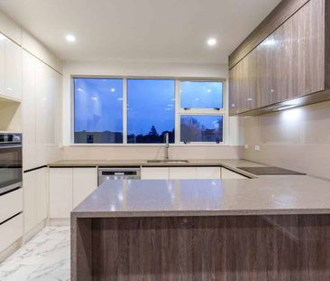 Brand New Spacious 3 bed 2 bathrooms for rent - Photo 3