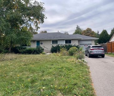 For Lease - 16 Plainsman Road, Mississauga, Ontario - Photo 2