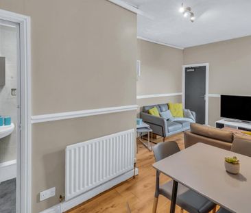4 bedroom house to rent - Photo 3