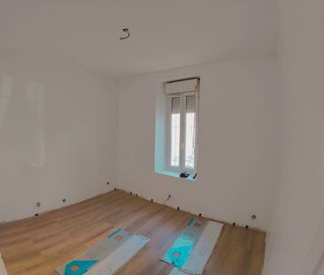 T2 - Photo 1