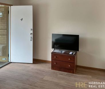 Neat 1 Bedroom Unit - Photo 5