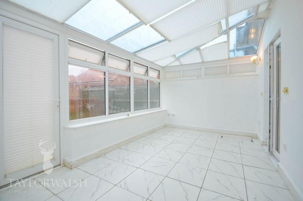 5 bedroom terraced house to rent - Photo 1