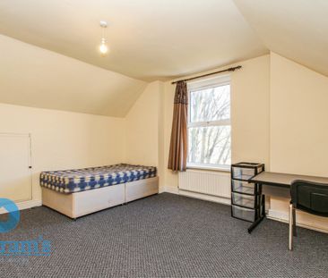 3 bed Semi-Detached House for Rent - Photo 6