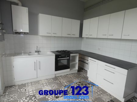 Location Appartement 3 pièces 117m² JOIGNY 89300 - Photo 5
