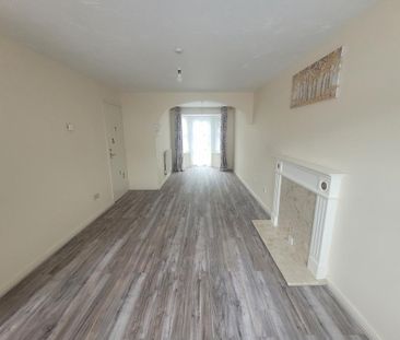 4 bedroom property to rent - Photo 1