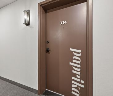 For Lease - 4 Spice Way, Barrie, Ontario - Photo 4