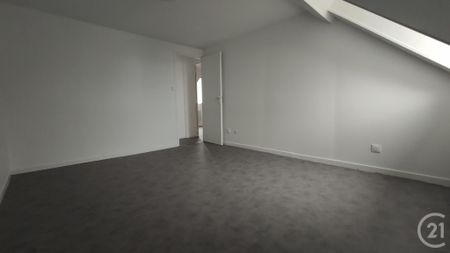 Location Appartement 2 pièces 42m² SANCOINS 18600 - Photo 5