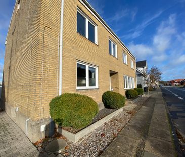 Lys og skøn 2-værelses lejlighed med udsigt til natur i Hobro - Photo 5