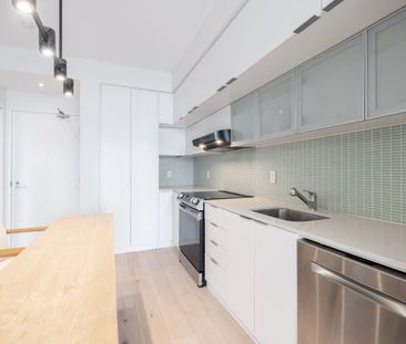 For Lease - 110 Charles Street Unit# 2911, Toronto, Ontario - Photo 1