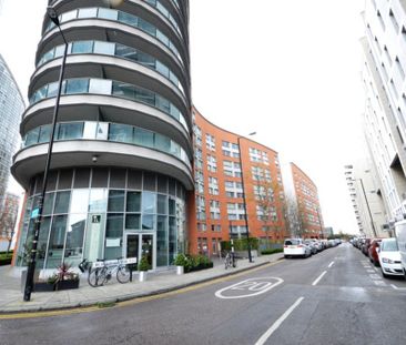 1 bedroom in a flat share to rent - Photo 6