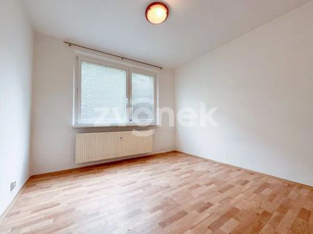 2+1 Zlín - Větrná, po rekonstrukci, klidná lokalita, ihned - Photo 2