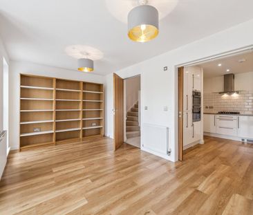 4 bedroom terraced house to rent - Photo 1