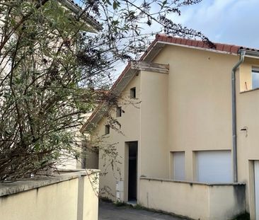 LOCATION T2 - MILLERY, - Photo 4