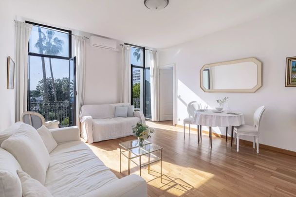 Location Appartement 2 pièces 50m² NICE 06000 - Photo 1