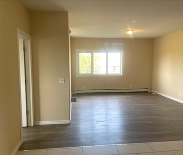 Main Floor 3 Bedroom Suite in Asquith - Photo 4 | Rentumo