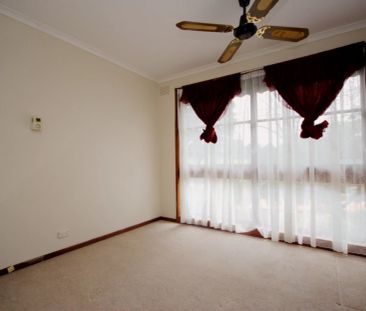 2 Bed, 1 Bath - Photo 3