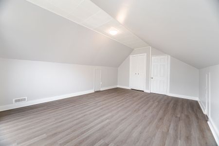 For Lease - 128 Cross Avenue, Oakville, Ontario - Photo 5