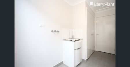 *REGISTER TO INSPECT VIA REALESTATE.COM.AU LINK & PHOTO ID MUST BE PROVIDED AT ENTRY, WHEN VIEWING ALL RENTAL PROPERTIES WITH BARRY PLANT FRANKSTON* - Photo 5