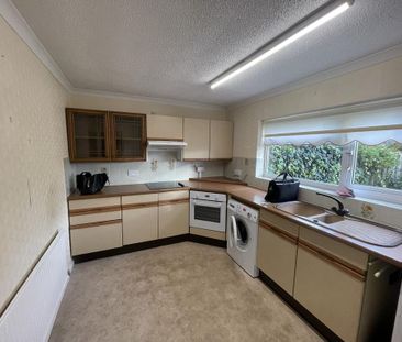 3 bedroom semi-detached house to rent - Photo 2