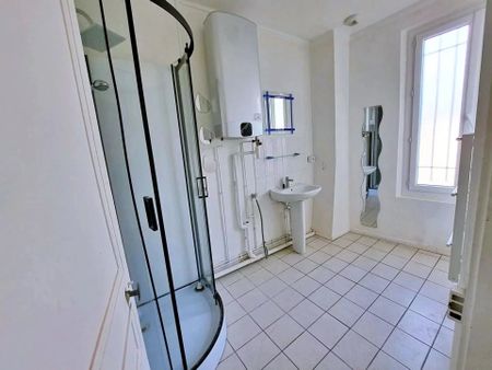 Location Appartement 2 pièces 54 m2 à Ivry-la-Bataille - Photo 2