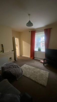 2 bedroom house to rent - Photo 1