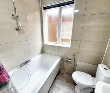 2 bedroom ground floor maisonette to rent - Photo 5
