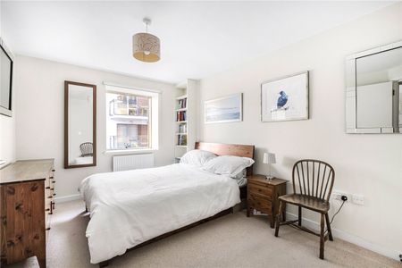 Sun Passage, London, SE16 4AF - Photo 3