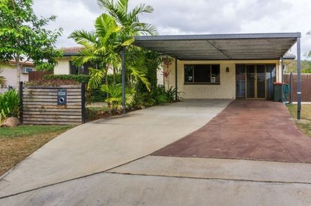 12 Begonia Court, Annandale - Photo 5