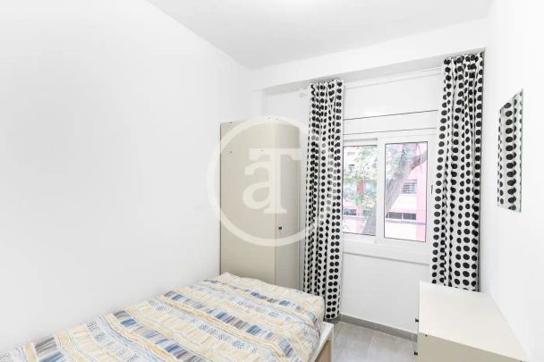 Piso de alquiler en Carrer del Concili de Trento, Sant Martí de Provençals - Foto 1