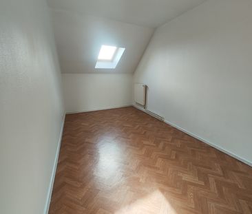 Location Appartement 3 pièces 74m² LE MEE SUR SEINE 77350 - Photo 2