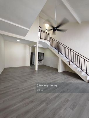 Senai Saleng 2 Storey near TJ Mart Hospital Kulai, Taman Sutera, Kulai - Photo 1