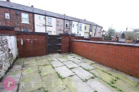 2 bedroom terraced house to rent - Photo 5