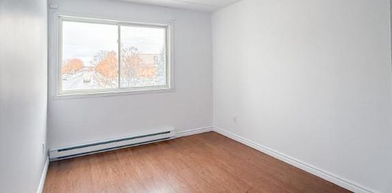 St Eustache, 4 1/2, 4.5, a louer, for rent, condo, - Photo 2