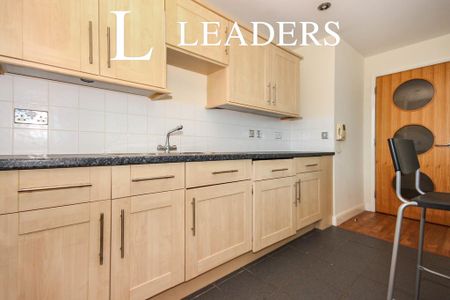 2 bedroom flat to rent - Photo 4