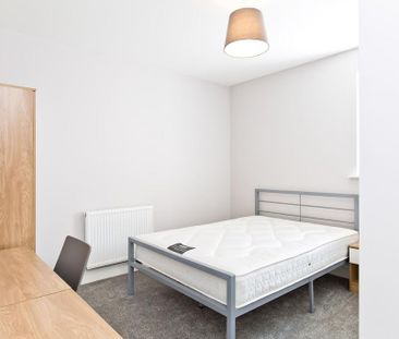 2 bedroom flat to rent - Photo 5