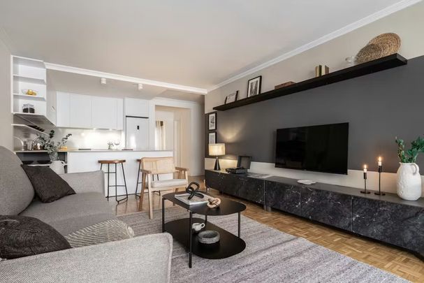 Calle de Zurbano, Madrid, Community of Madrid 28010 - Foto 1