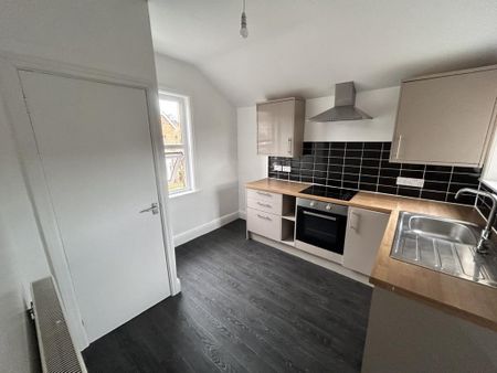 1 bedroom apartment to rent - Photo 4
