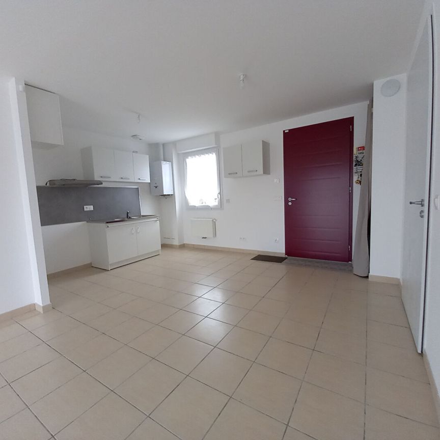 Location maison 3 pièces, 70.35m², Étrépagny - Photo 1